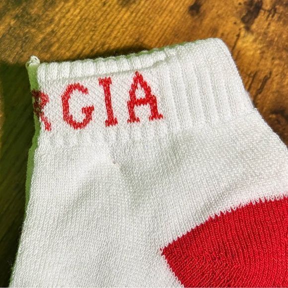 NWT 3 Pair UGA University of Georgia "GEORGIA" Men's Ankle Socks White Red 10-13 - Picture 4 of 4